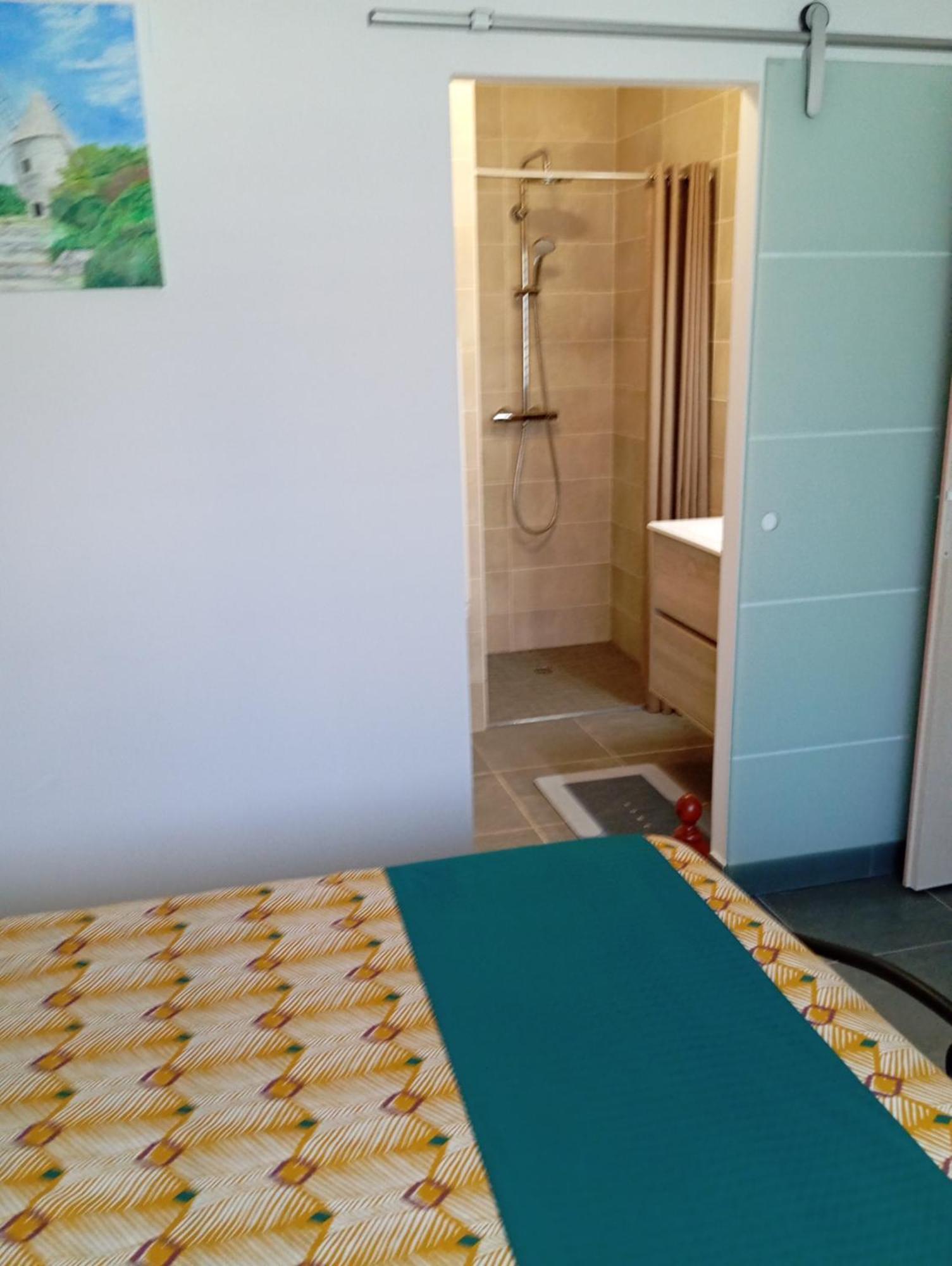 Bed and Breakfast Almendra34480 Magalas Esterno foto